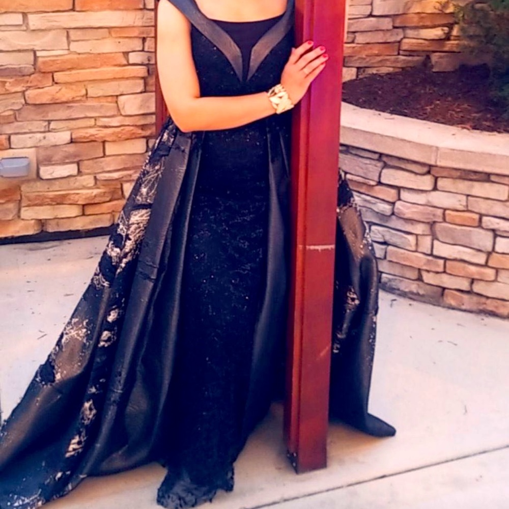 Black dress